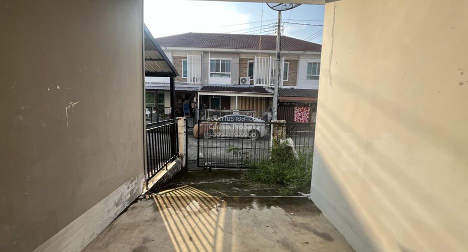 For sale 3 bedrooms townhouse in Bang Sao Thong, Samut Prakan