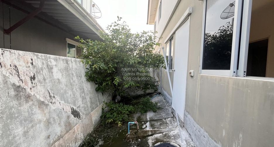For sale 3 bedrooms townhouse in Bang Sao Thong, Samut Prakan