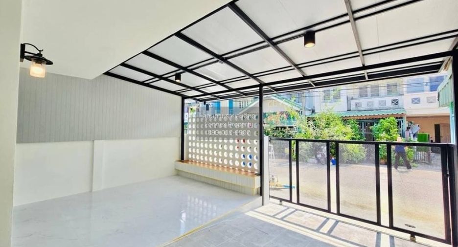 For sale 3 ベッドルーム townhouse in Bang Bua Thong, Nonthaburi