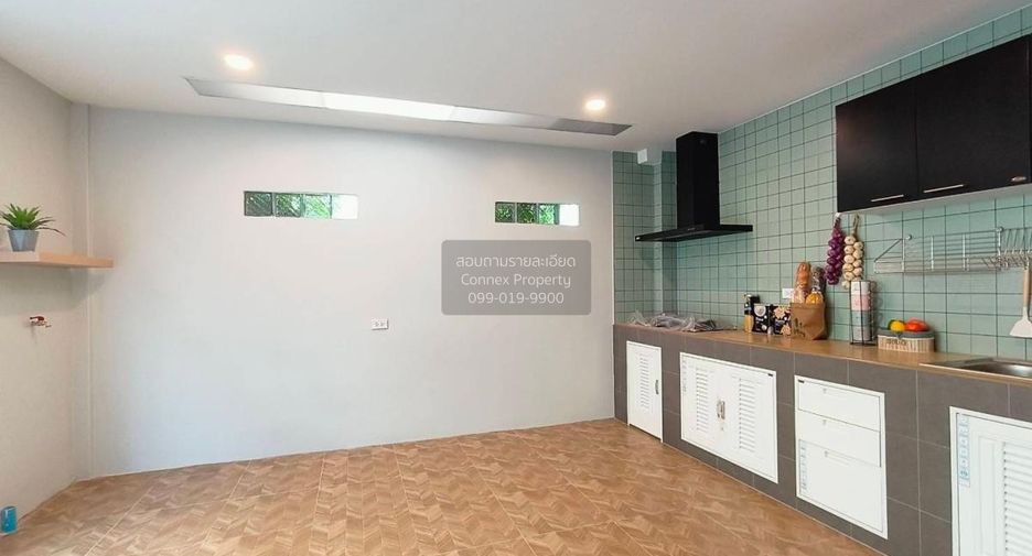 Reihenhaus zum Kauf mit 3 Zimmer in Khlong Sam Wa, Bangkok