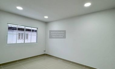 出售 2 卧室 联排别墅 在 Bang Bua Thong, Nonthaburi