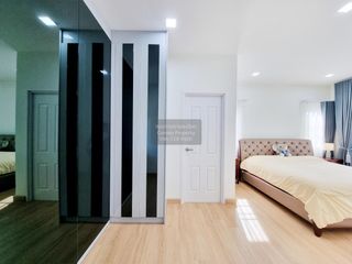 Haus zum Kauf mit 4 Zimmer in Thung Khru, Bangkok