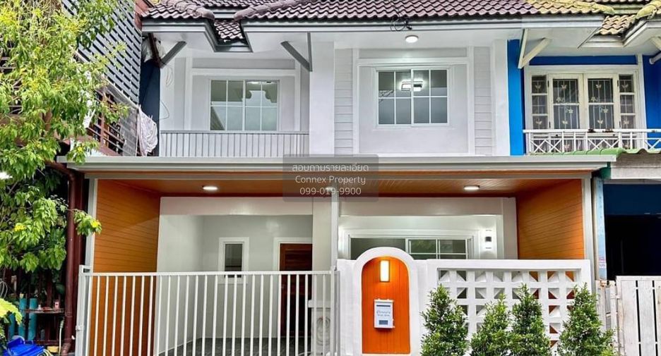 Casa adosada en venta de 3 habitaciones en Bang Yai, Nonthaburi