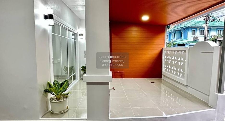 Casa adosada en venta de 3 habitaciones en Bang Yai, Nonthaburi