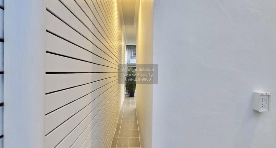For sale 4 bedrooms townhouse in Bang Bua Thong, Nonthaburi