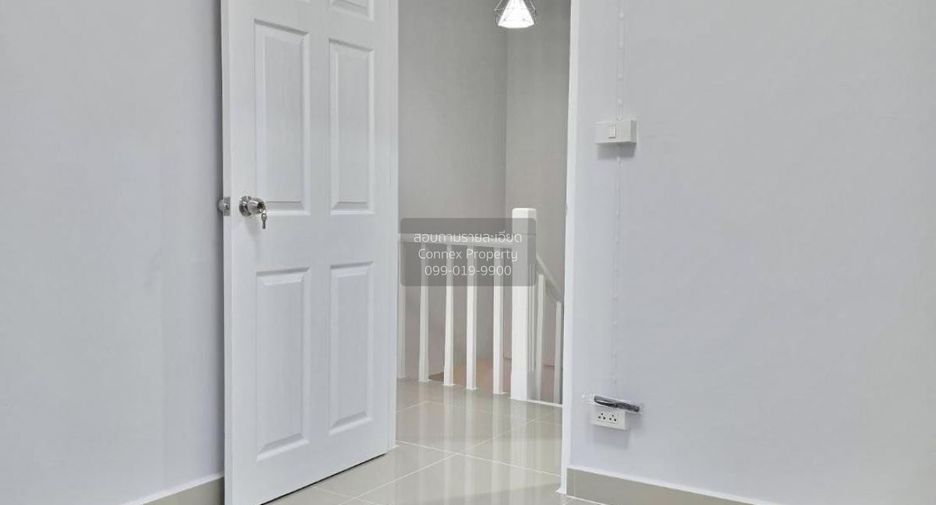 For sale 4 bedrooms townhouse in Bang Bua Thong, Nonthaburi
