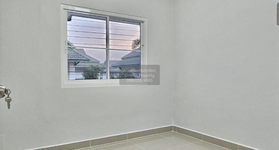 For sale 4 bedrooms townhouse in Bang Bua Thong, Nonthaburi