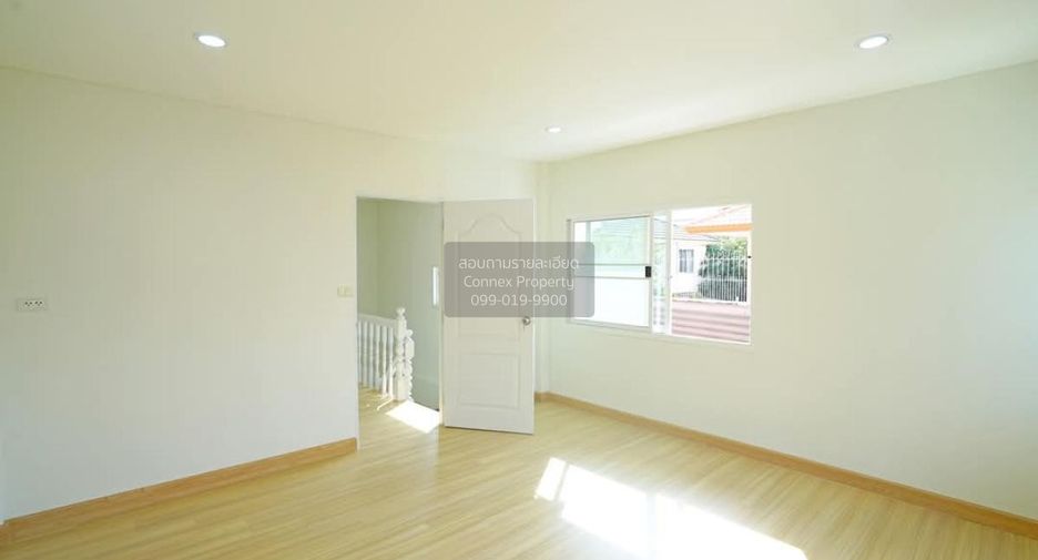 For sale 4 bedrooms townhouse in Nong Khaem, Bangkok