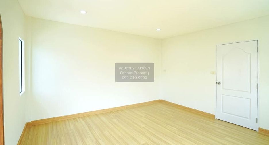 For sale 4 bedrooms townhouse in Nong Khaem, Bangkok
