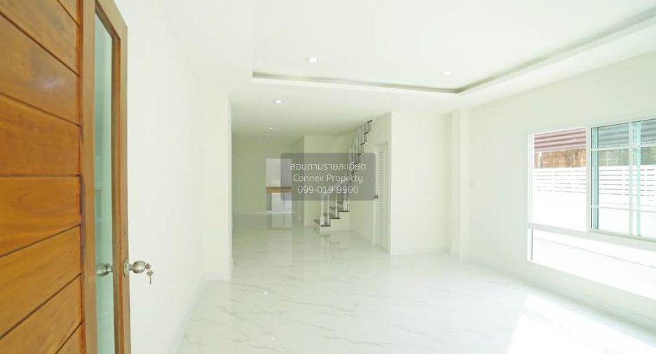 For sale 4 bedrooms townhouse in Nong Khaem, Bangkok