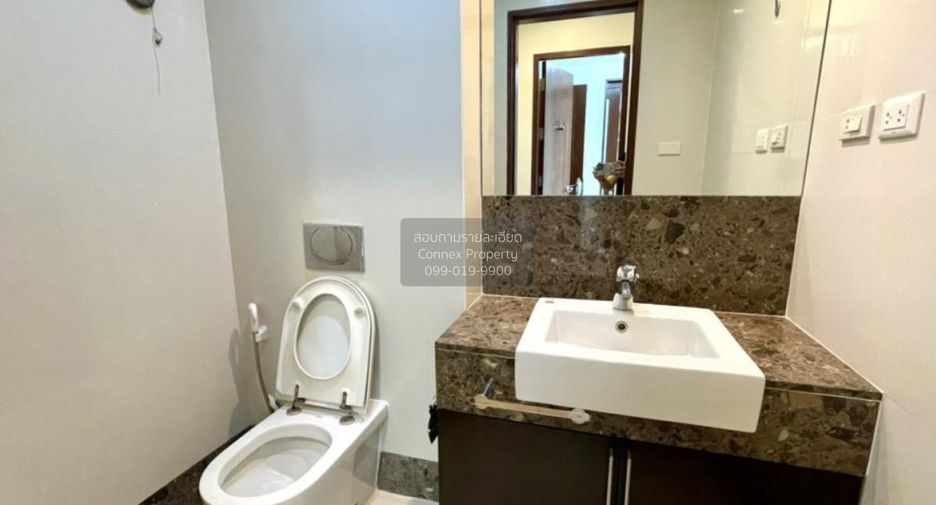 For sale 2 bedrooms condo in Pathum Wan, Bangkok