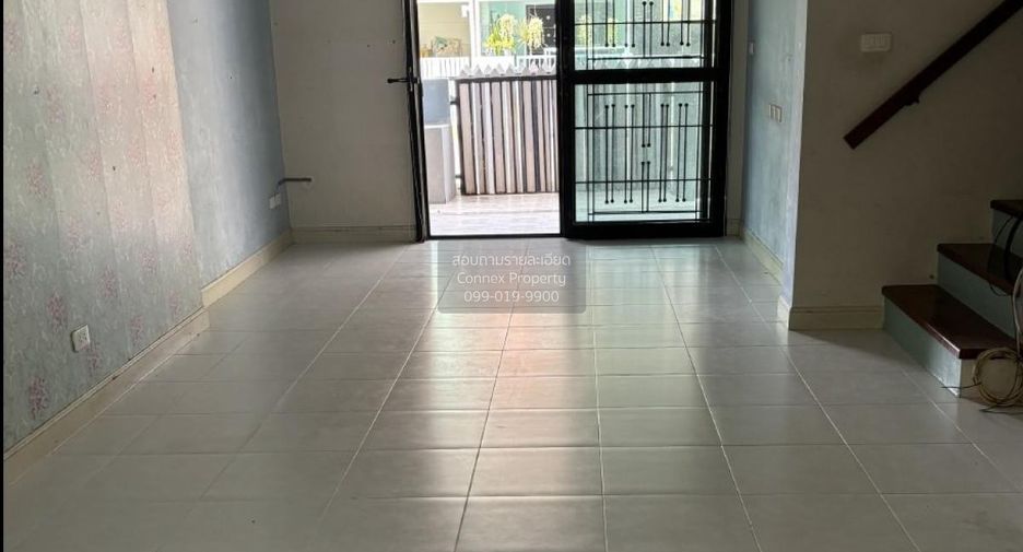 For sale 2 bedrooms townhouse in Lam Luk Ka, Pathum Thani