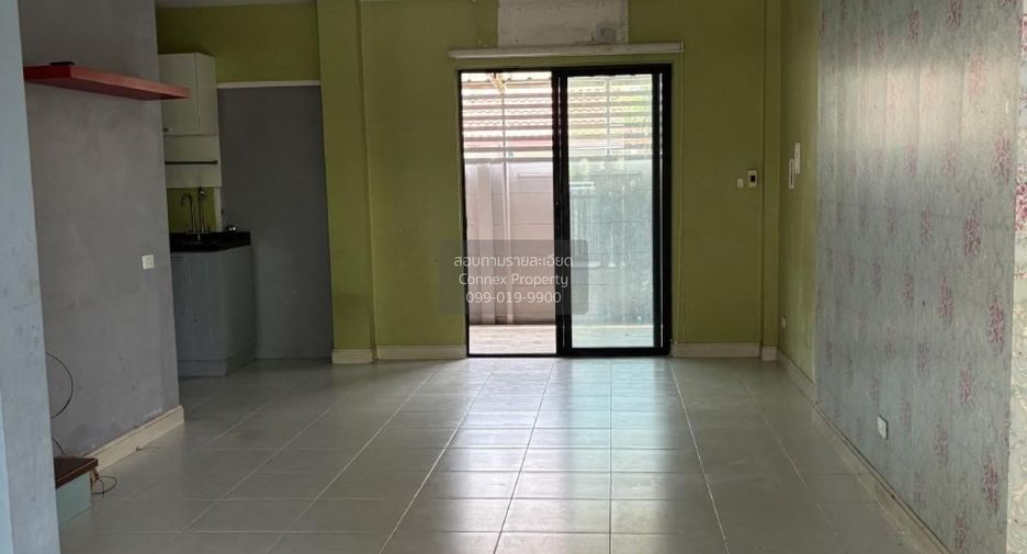 For sale 2 bedrooms townhouse in Lam Luk Ka, Pathum Thani