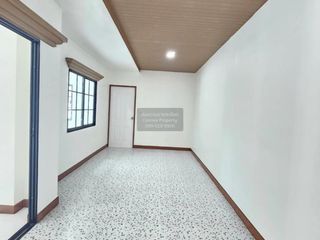 Casa en venta de 4 habitaciones en Min Buri, Bangkok