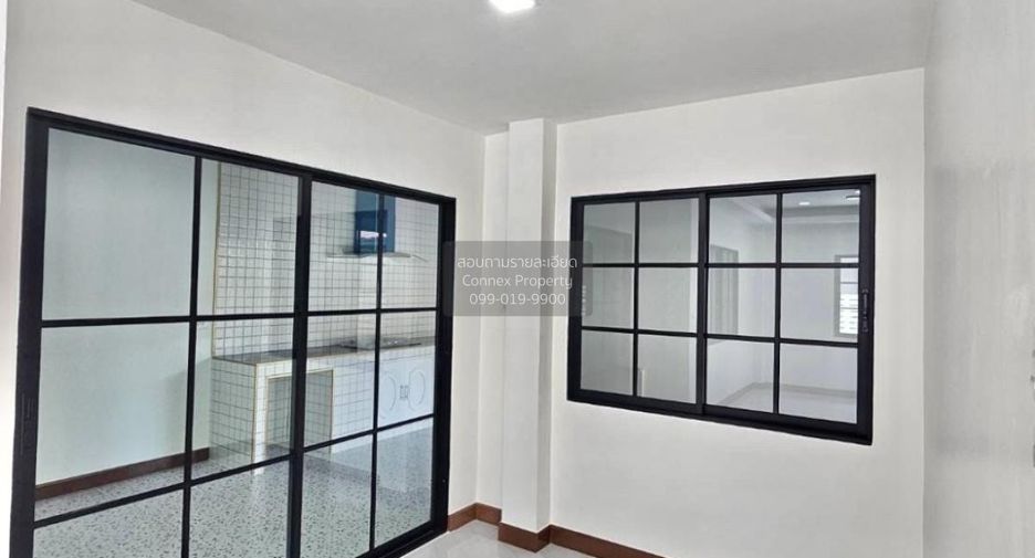 Casa en venta de 4 habitaciones en Min Buri, Bangkok