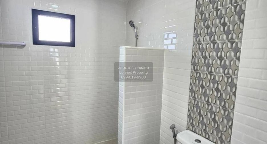 Casa en venta de 4 habitaciones en Min Buri, Bangkok
