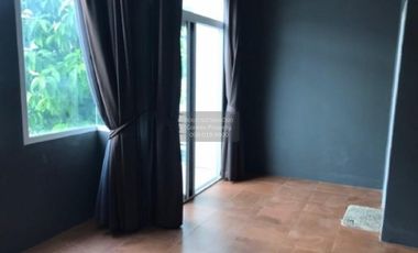 For sale 4 bedrooms townhouse in Sai Mai, Bangkok