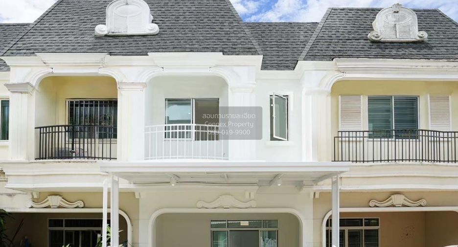 For sale 2 bedrooms townhouse in Mueang Nonthaburi, Nonthaburi