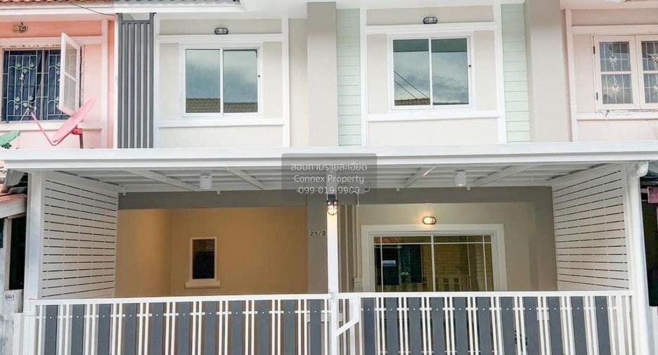 Casa adosada en venta de 3 habitaciones en Bang Yai, Nonthaburi