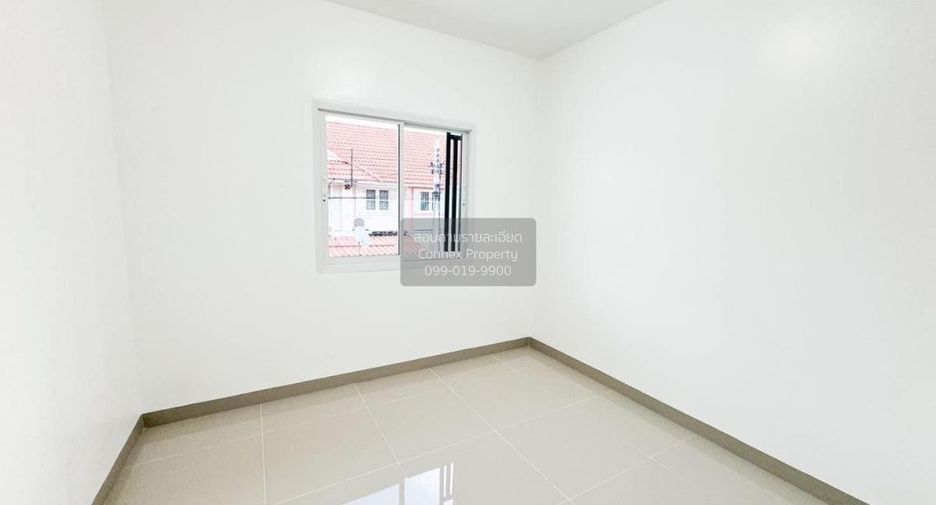 Casa adosada en venta de 3 habitaciones en Bang Yai, Nonthaburi