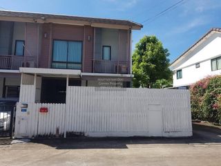For sale 3 bedrooms townhouse in Bang Sao Thong, Samut Prakan