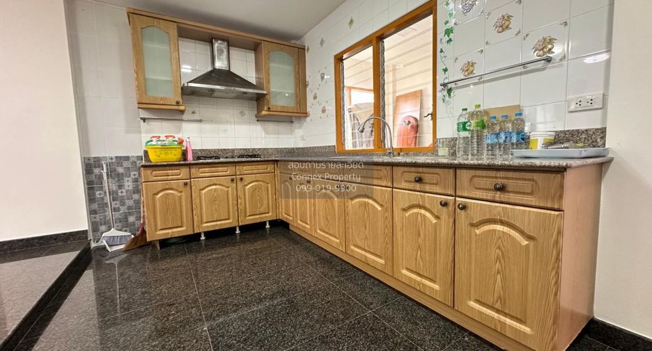 Продажа 3 спальни дом в Банг Кхен, Бангкок