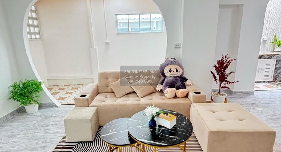Reihenhaus zum Kauf mit 3 Zimmer in Lat Krabang, Bangkok