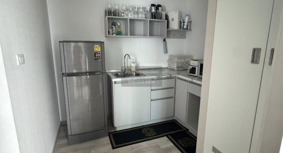 For rent 2 bedrooms condo in Bang Kapi, Bangkok