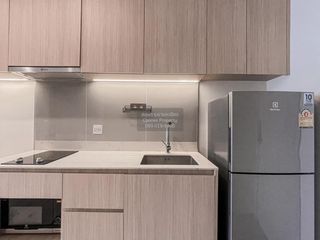 For rent 1 bed condo in Phaya Thai, Bangkok