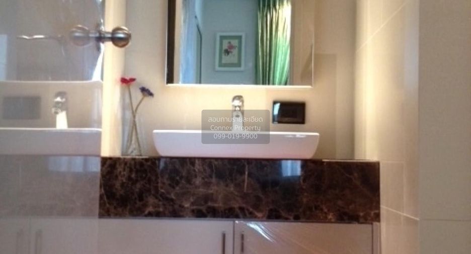 For rent 1 bed condo in Khlong San, Bangkok