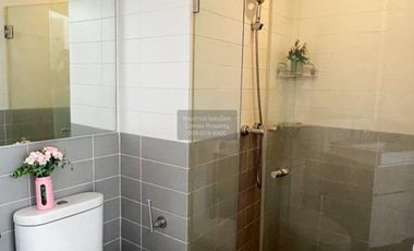 Аренда 1 кровать кондо в Кхлонг Сан, Бангкок