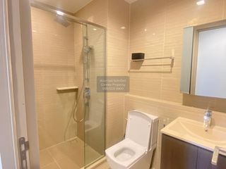 For rent 2 bedrooms condo in Huai Khwang, Bangkok