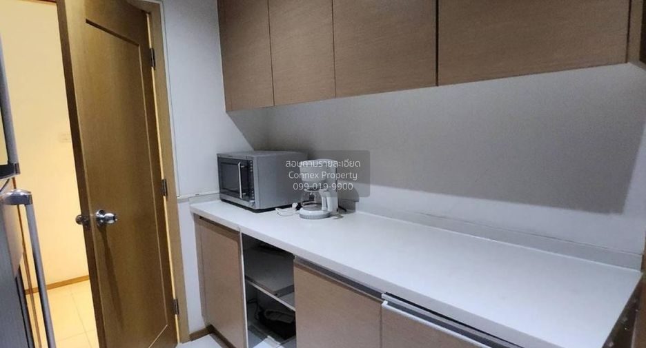 For rent 3 ベッドルーム condo in Sathon, Bangkok