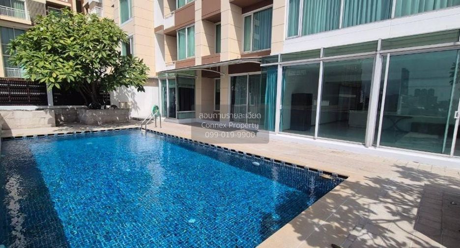 For rent 3 ベッドルーム condo in Sathon, Bangkok