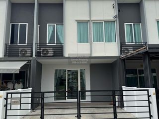 Reihenhaus zur Miete mit 3 Zimmer in Bang Khen, Bangkok