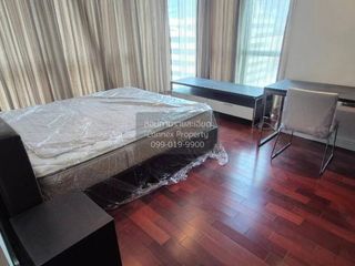 For rent 2 bedrooms condo in Pathum Wan, Bangkok