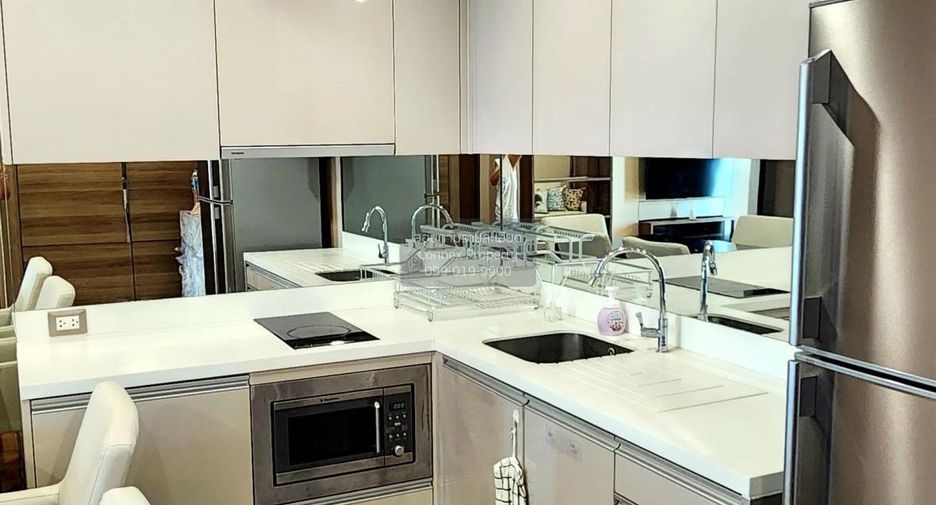 For rent 2 bedrooms condo in Sathon, Bangkok