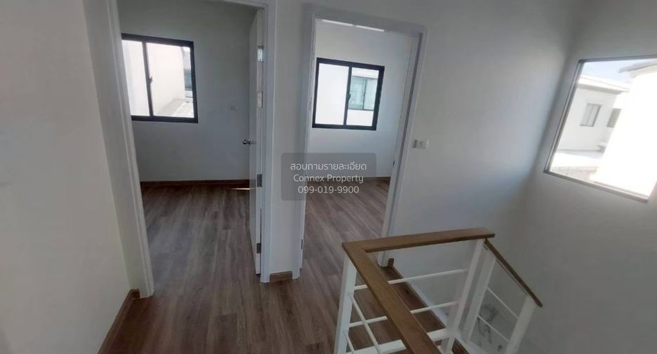 For rent 4 ベッドルーム townhouse in Mueang Samut Sakhon, Samut Sakhon