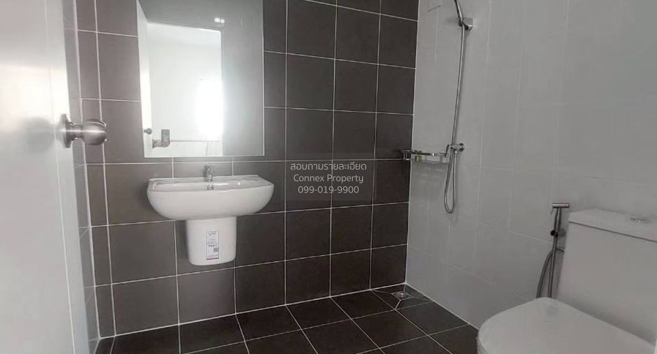For rent 4 ベッドルーム townhouse in Mueang Samut Sakhon, Samut Sakhon