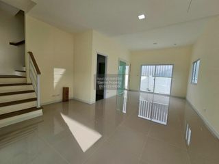 À louer 3 chambres maison à Bang Bua Thong, Nonthaburi