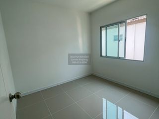 For rent 3 bedrooms townhouse in Mueang Samut Sakhon, Samut Sakhon