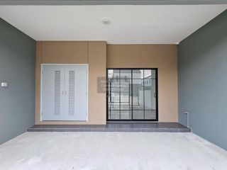 Reihenhaus zur Miete mit 3 Zimmer in Min Buri, Bangkok