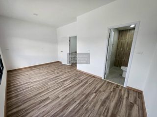Reihenhaus zur Miete mit 3 Zimmer in Min Buri, Bangkok