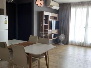 For rent 2 bedrooms condo in Sathon, Bangkok