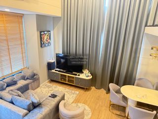 For rent 3 bedrooms condo in Huai Khwang, Bangkok