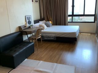 For rent 1 bed condo in Yan Nawa, Bangkok