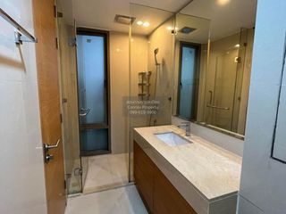 For rent 1 bed condo in Yan Nawa, Bangkok
