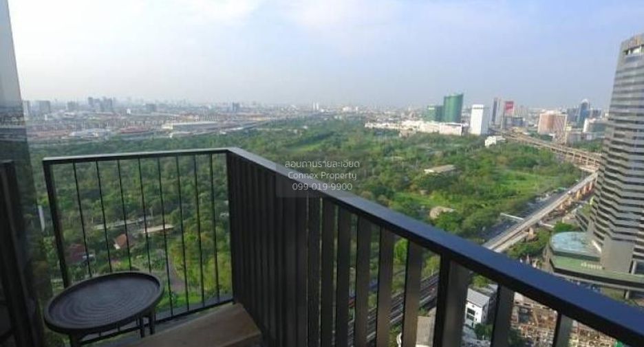 For rent 2 bedrooms condo in Chatuchak, Bangkok