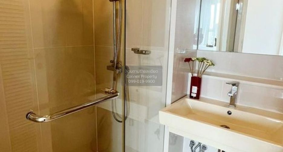 Condo en alquiler de 4 habitaciones en Watthana, Bangkok