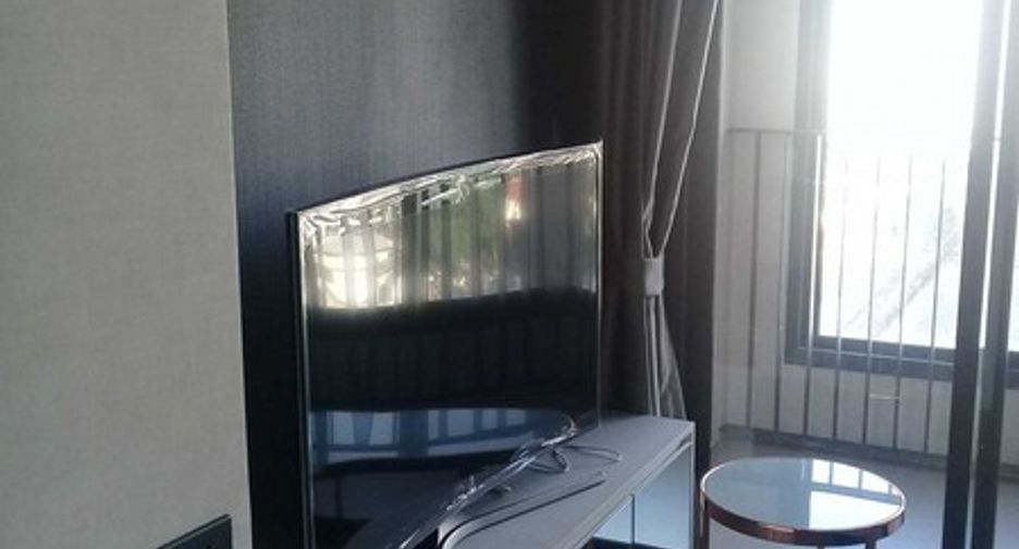 For rent 1 bed condo in Pathum Wan, Bangkok